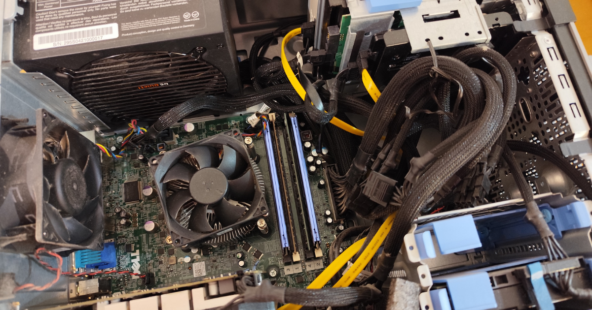 Pohled do mého PC Dell Optiplex 9010