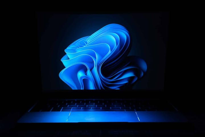 Jak jsem nainstaloval Windows 11 na nekompatibilní PC (bez TPM)